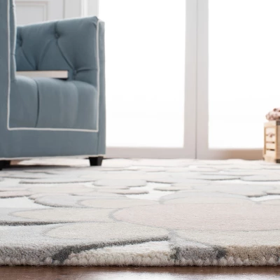 Safavieh Kids SFK923 Hand Tufted Area Rug - Safavieh - Image 3