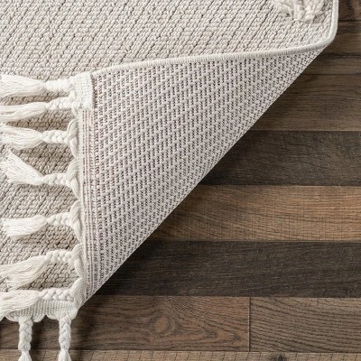 NuLOOM Kilah Snowmen High-Low Kids Tasseled Area Rug - Image 6